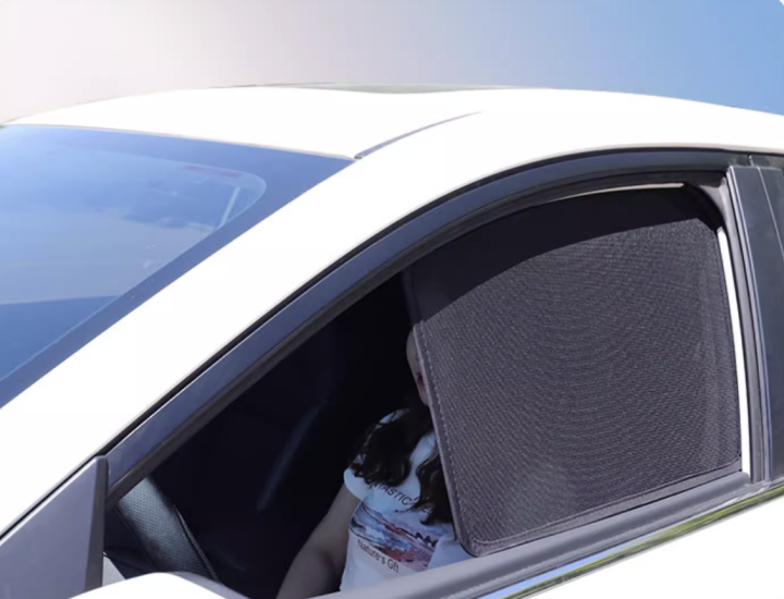 Rèm che nắng Lynk & Co 06